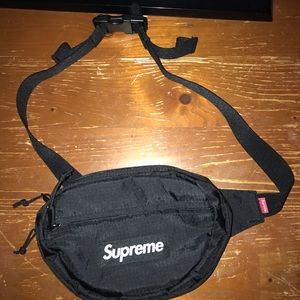 Supreme FW18 Waist Bag